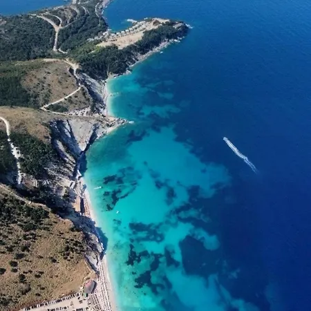 Blue Mare Апартаменты Саранда