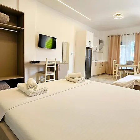 Blue Mare Саранда