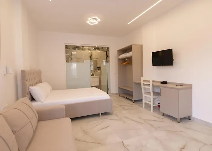 Blue Mare Saranda